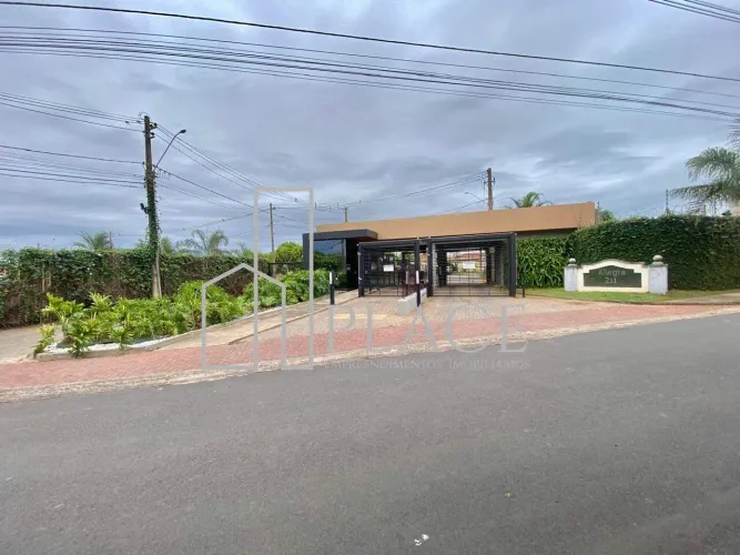 Casa à venda no Jardim Esmeralda, em Marília, com 3 quartos e lazer completo