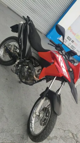 XRE190 quitada 19mil pra vender logo 