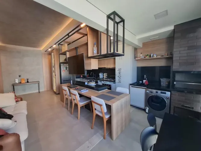 Apartamento à venda com 2 quartos no Swiss Park, Campinas.