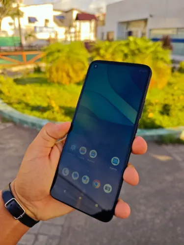 Moto g9 power <br>R$ 350 <br>Mais detalhes no privad