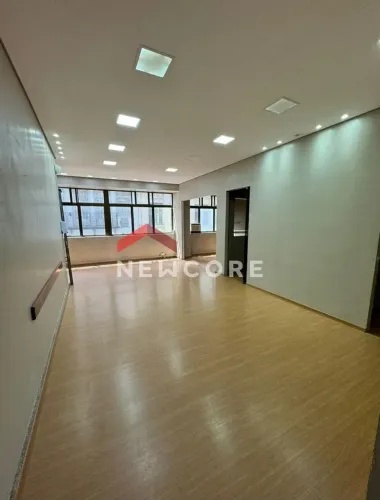 Sala comercial em Rua Uruguai - Centro Histórico - Porto Alegre/RS