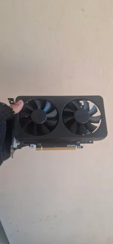 VENDE-SE RX 550 PCYES 4GB GDDR5 DUAL FAN PCYES (USADA)
