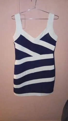 Vestido Bandage Curto Azul Marinho e Branco Tam G(Listrado / Bicolor)