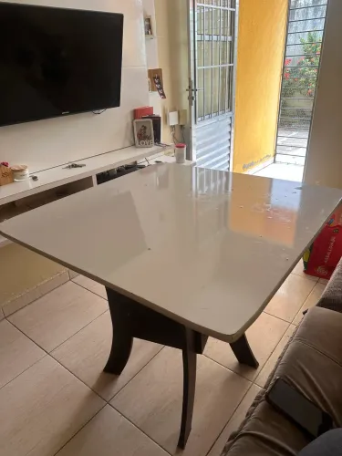 Mesa de Jantar 4 lugares