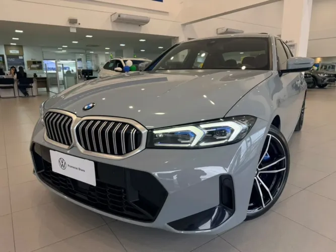 BMW 320I 320i 2024