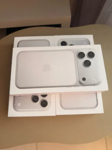 iPhone 17 pro Max silver 256GB LACRADO