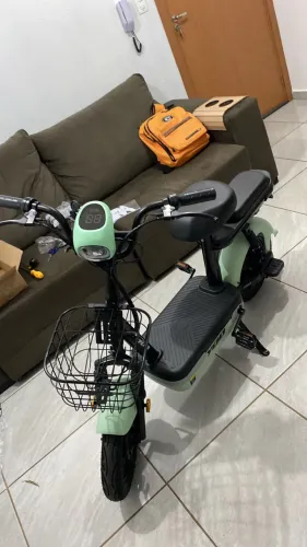 Bicicleta Elétrica Yoo Mobility Y-200 350w Farol Led Scooter Verde Sem Cnh E Emplacamento