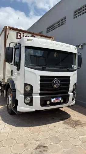 VOLKSWAGEN 24.260 CRM 6X2 - BAÚ - ANO 2021/2022