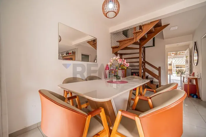 Casa de Condomínio para venda em Granja Viana de 85.00m² com 3 Quartos, 1 Suite e 2 Garage