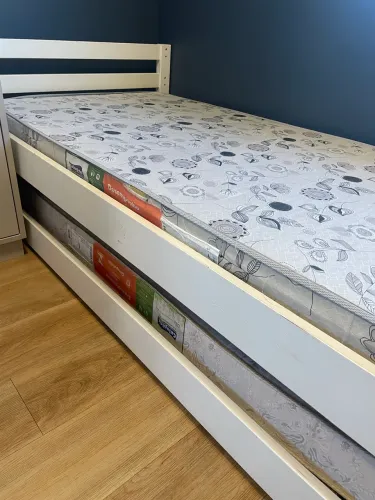 Bi Cama + 2 colchões Solteiro