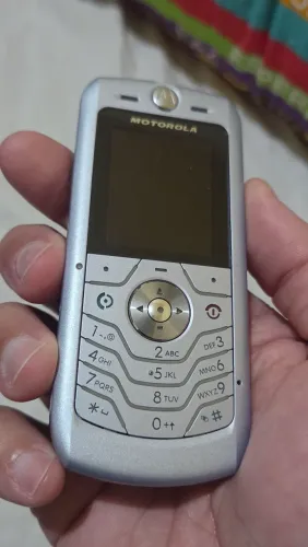 Celular Motorola L6
