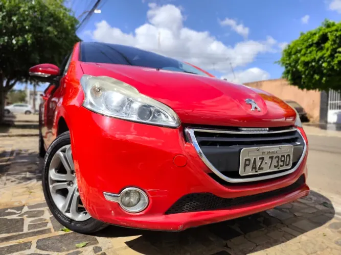 Peugeot 208 Griffe 1.6 Flex 16V 5P Aut. 2015