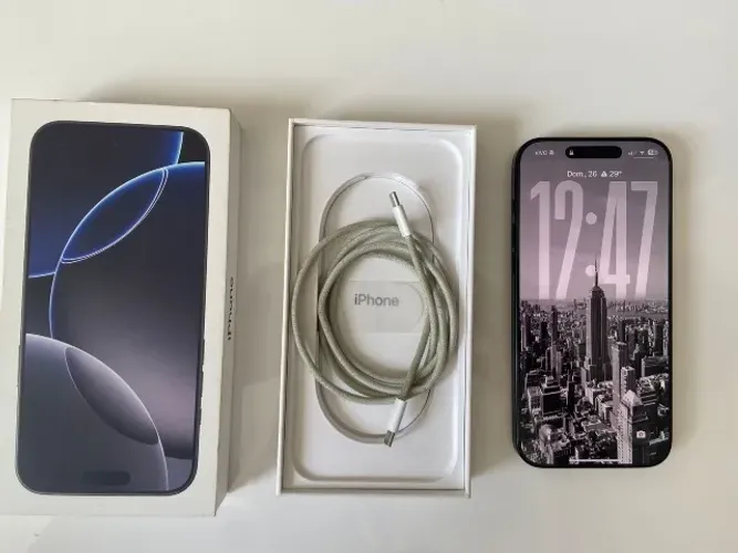 Iphone 16 Pro Max 256gb - Black Titanium - Bateria 97% com caixa