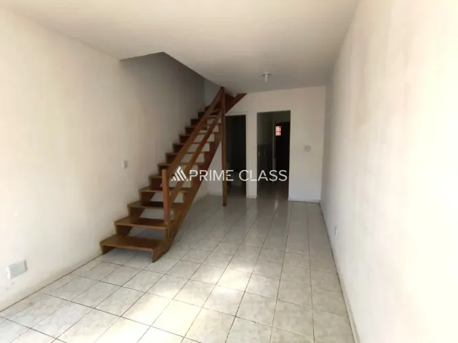 Casa condomínio 02 dormitórios Rio Branco