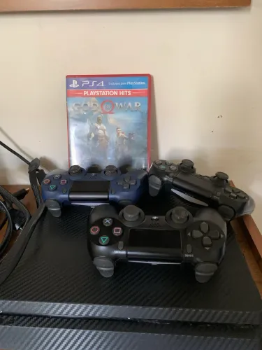 PlayStation 4 slim
