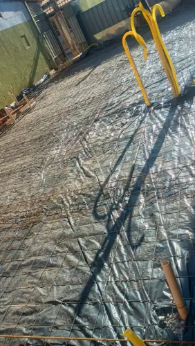 Construção em EPS .