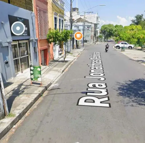 Aluga - se Ponto no Centro