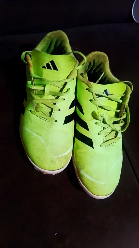 Chuteira society adidas