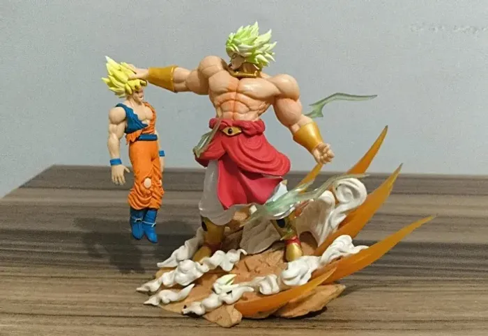 Boneco Goku vs Broly - Dragon Ball - Action Figure