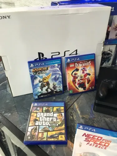 Ps4 1 terá 2 controles único dono com caixa