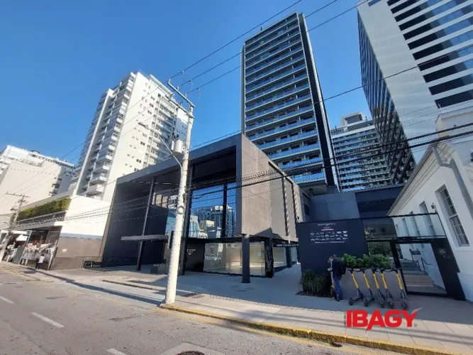 Excelente Studio 1 dormitório(s) em Centro - Florianópolis
