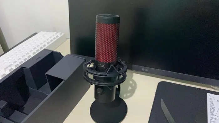 Microfone Hyperx Quadcast 2