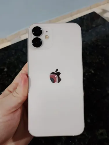 iPhone 12 + Carregador