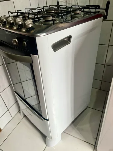 Fogão de 4 Bocas Esmaltec - Acendedor Automático