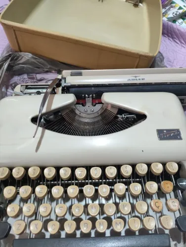 Máquina De Escrever Rara Adler Tippa 1 Grundig Burotechnik - Vintage Anos 60