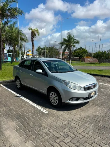 Fiat Grand Siena Attrac. 1.4 EVO F.flex 8V 2013
