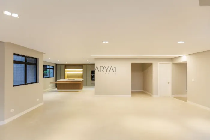 Apartamento à venda no Bigorrilho ARYA1