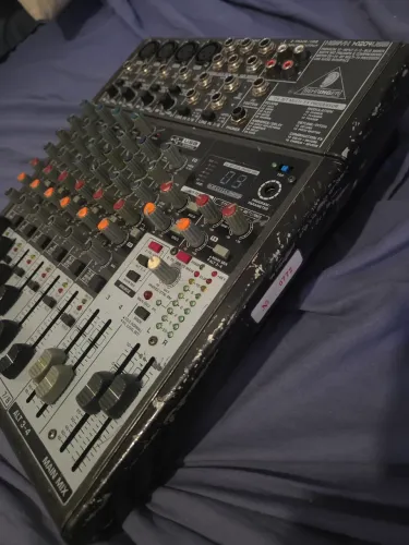 Mesa Behringer Xenyx x1204 usb