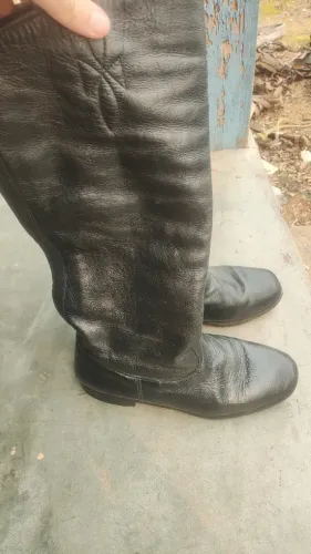 Bota de Couro (produção artesanal)