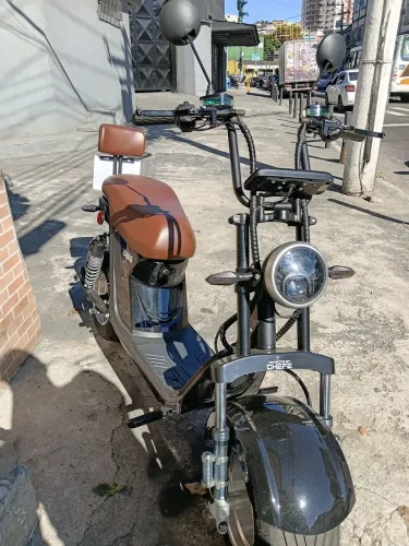 Scooter elétrica x12 novinha