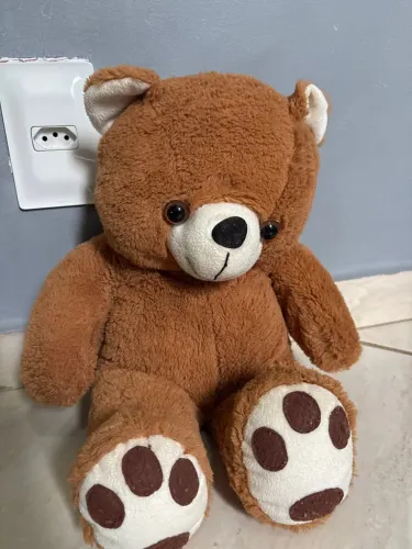 Urso pelúcia fofo