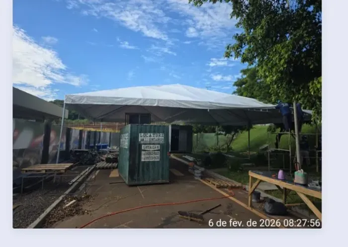 TENDA PIRAMIDAL