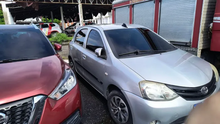 Toyota Etios X 1.3 Flex 16V 5P Mec. 2015