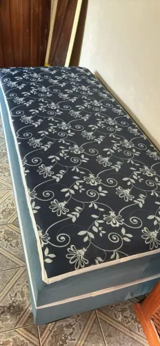 vende-se cama de solteiro