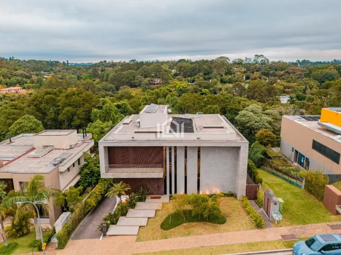 Casa à venda no condomínio Alphaville Granja Viana