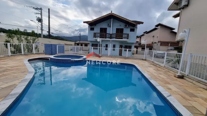 Casa de condomínio em Rua Itália Baffi Magni - Massaguaçu - Caraguatatuba/SP