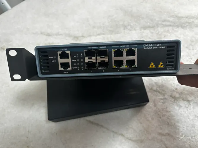 datacom dmswitch 2104g2-edd e1