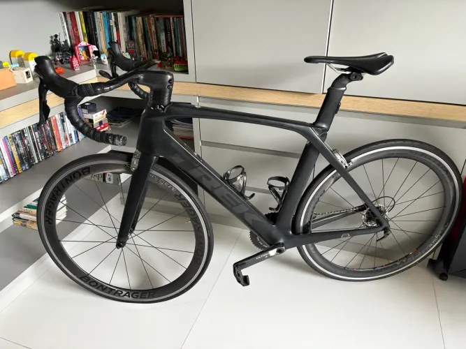 Bicicleta Speed Trek Madone Série 9 - Ultegra 