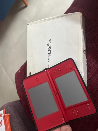 Nintendo DSI XL 