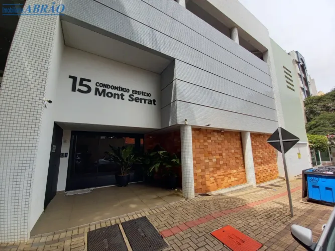 Apartamento Padrão para alugar em Zona 07, Maringá-PR