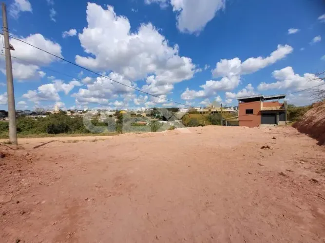 Lote na Rua Castro Alves, Belvedere