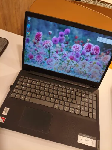 Notebook Lenovo Zerado