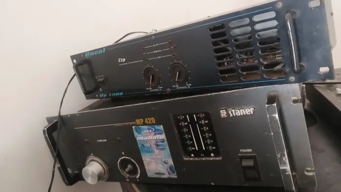 Vende se duas potências