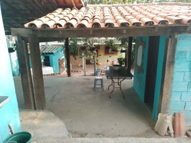 Vendo dúplex mais duas kitnets no mesmo quintal em monte alegre cabo frio rj