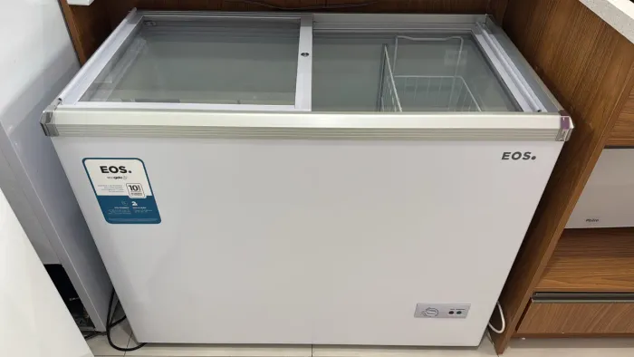 Freezer e Expositor Horizontal Tampa De Vidro 247 Litros