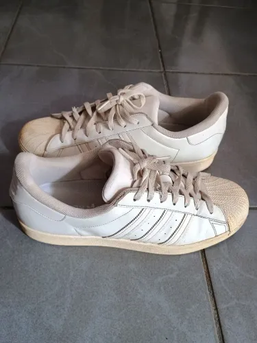 Tênis Adidas Superstar e Adidas Originals 